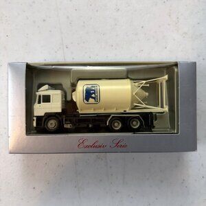 Herpa Exclusiv Serie 1/87 HO Heavy Duty Tow Truck W/Silo Load Baerlocher - NEW